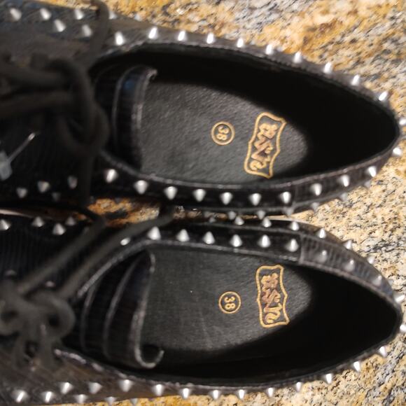 Stylish Ash Krush Black Snakeskin Crocodile Style Studded Sneakers Sz 38 US 7.5 - Picture 12 of 13